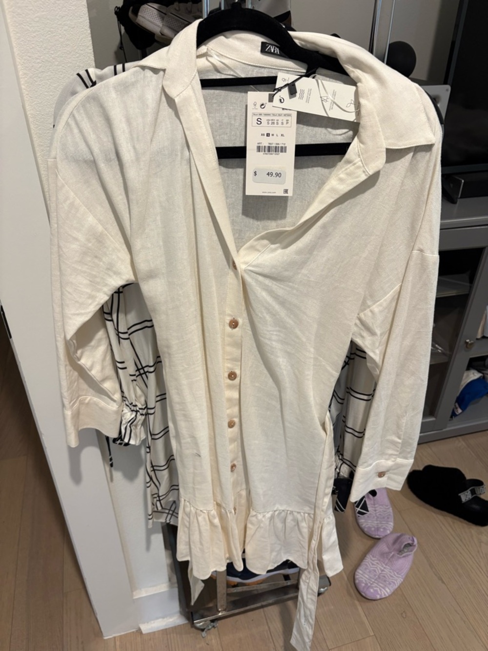 Zara Cream Button-Down Ruffle-Hem Shirt